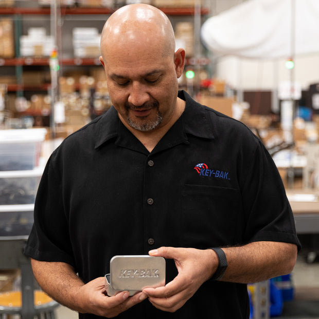 Retractable Keychains – KEY-BAK